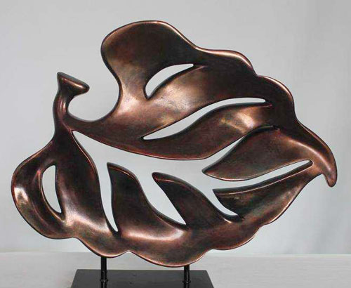 铜艺创意叶子雕塑